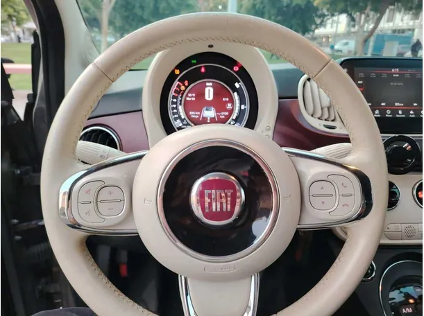 Car image 34