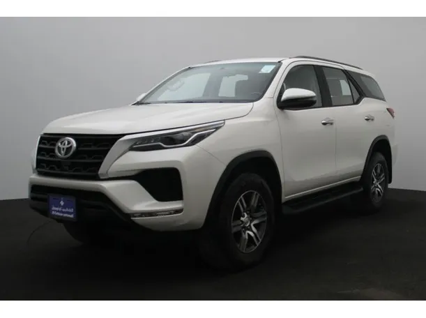 2021 Toyota Fortuner in Dubai