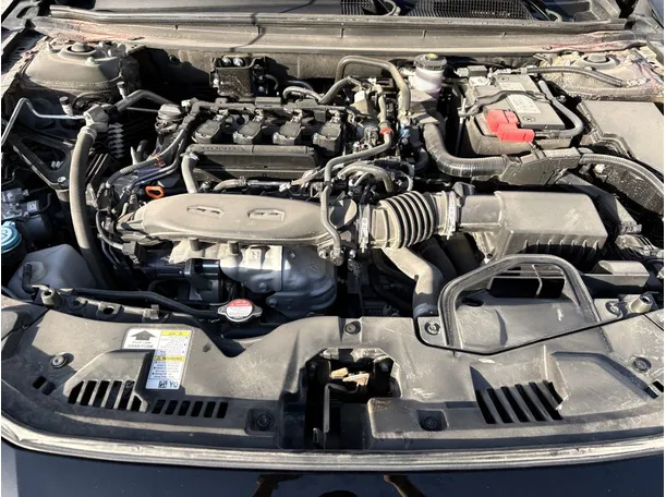 Car image 25