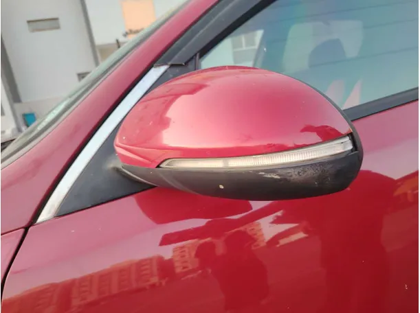 Car image 27