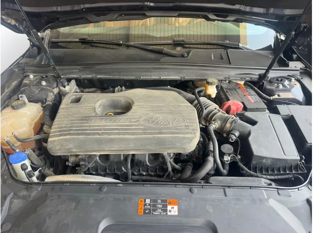 Car image 16