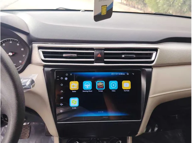 Car image 19