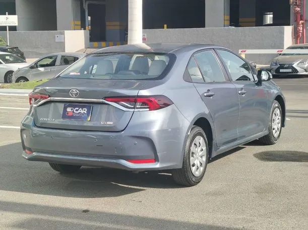 Car image 5