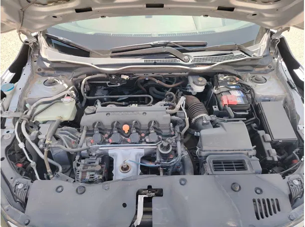 Car image 30