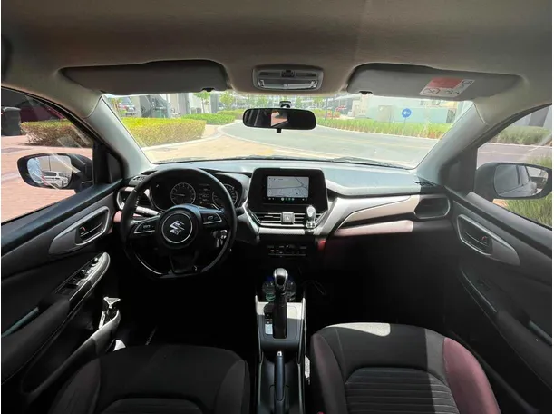 Car image 13