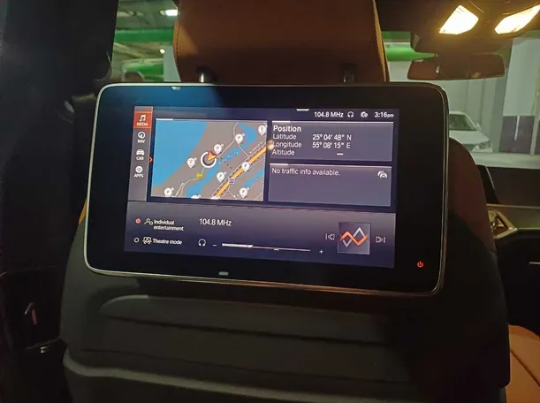 Car image 20