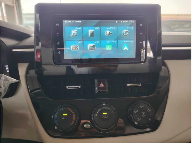 Car image 19