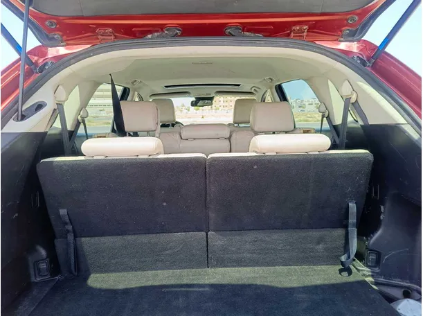 Car image 29