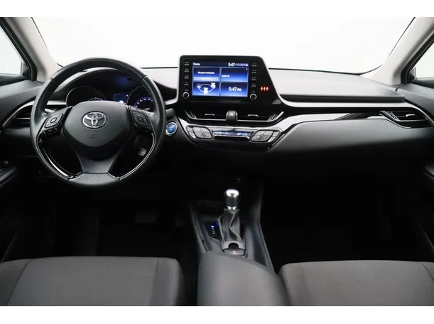 Car image 14