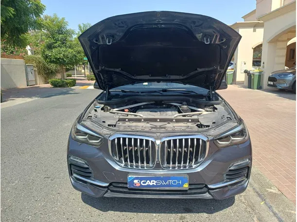 Car image 23