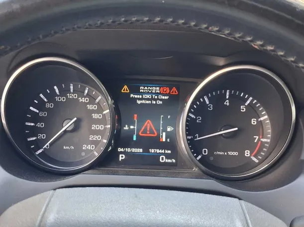 Car image 20