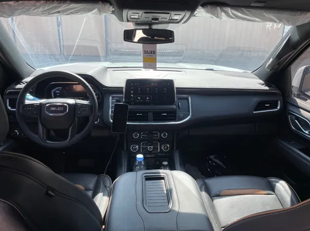 Car image 18