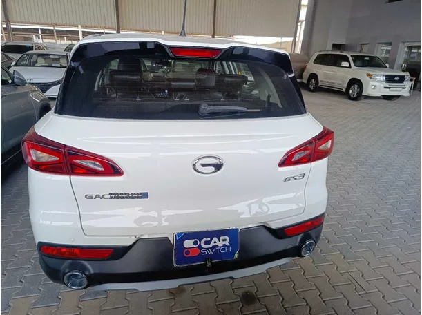 Car image 5