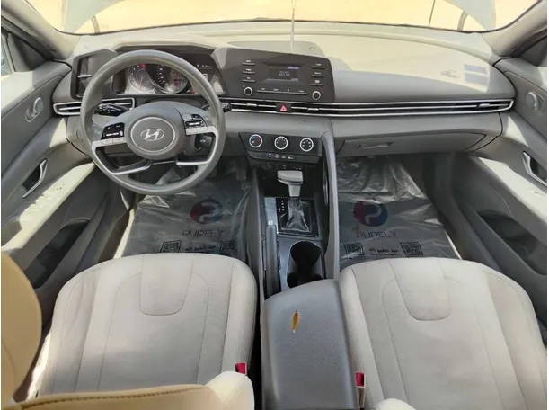 Car image 20