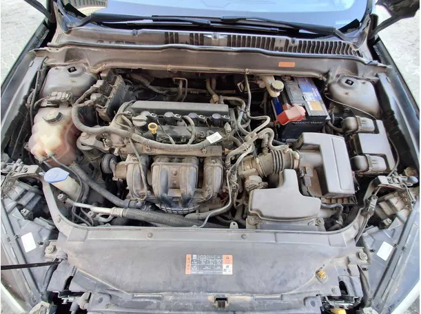 Car image 19