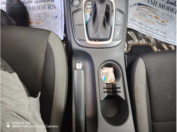 Car image 24