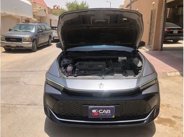 Car image 25