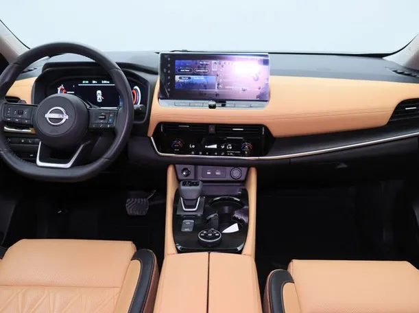 Car image 14