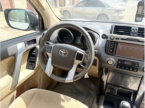 Car image 21