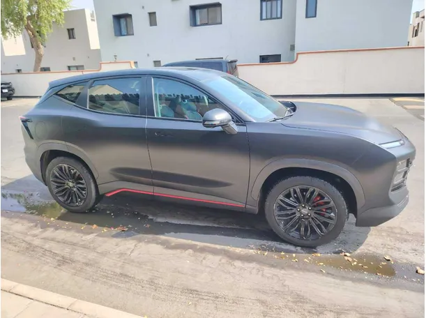 Car image 5