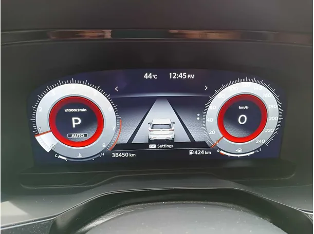 Car image 26