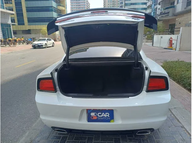 Car image 24