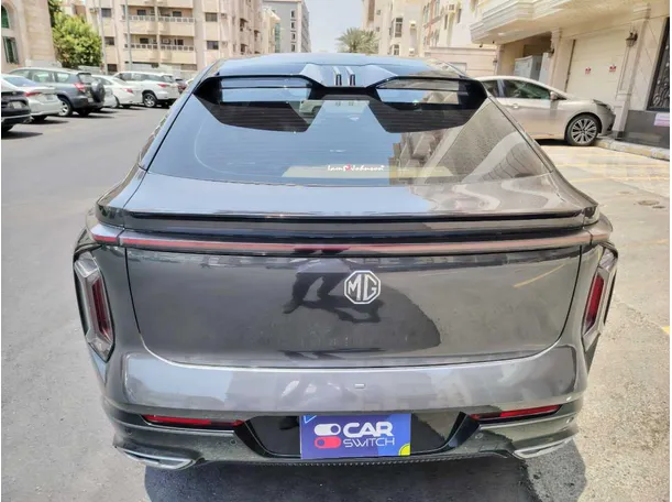 Car image 6