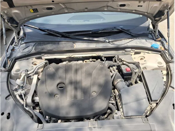 Car image 20