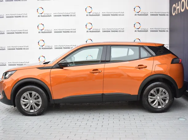 Car image 8