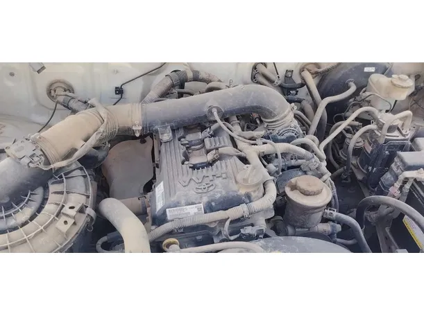 Car image 32
