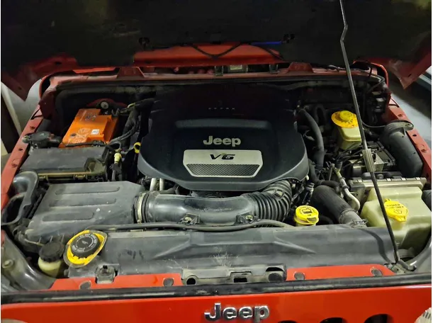 Car image 21