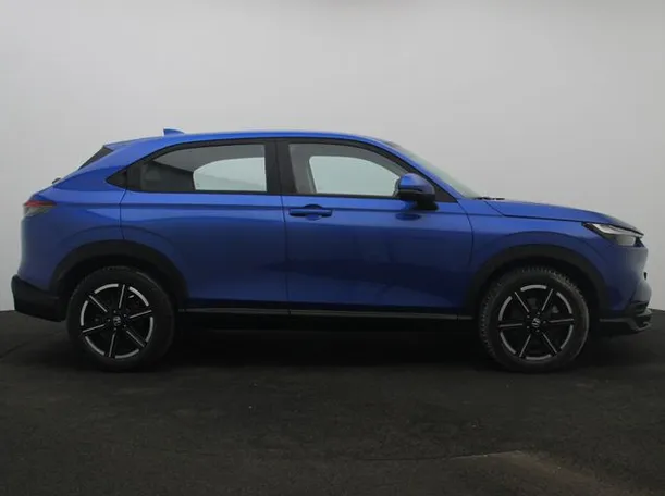 Car image 13