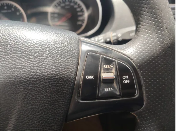 Car image 27