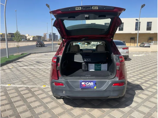 Car image 21
