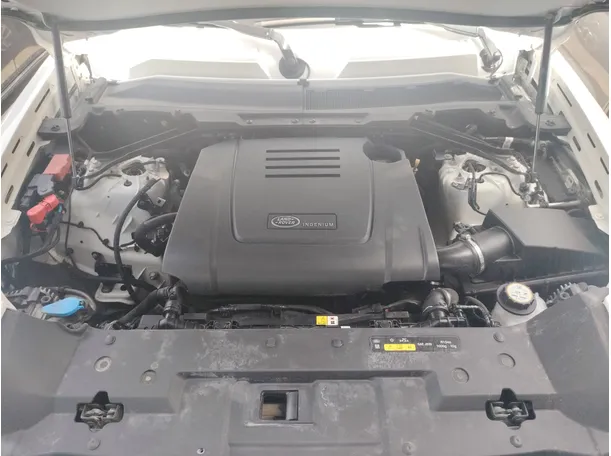 Car image 37