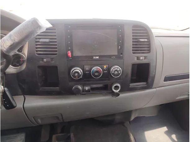 Car image 21