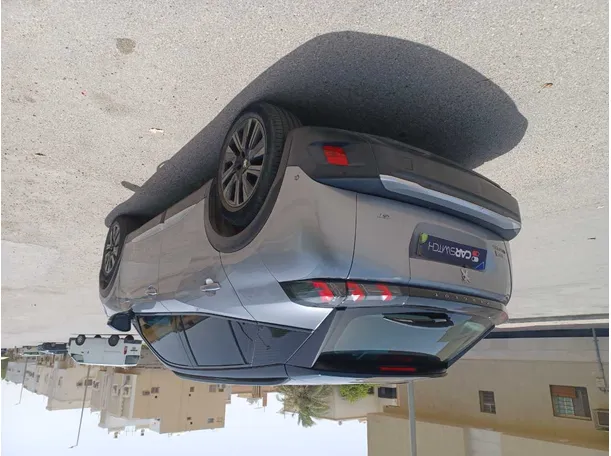 Car image 21