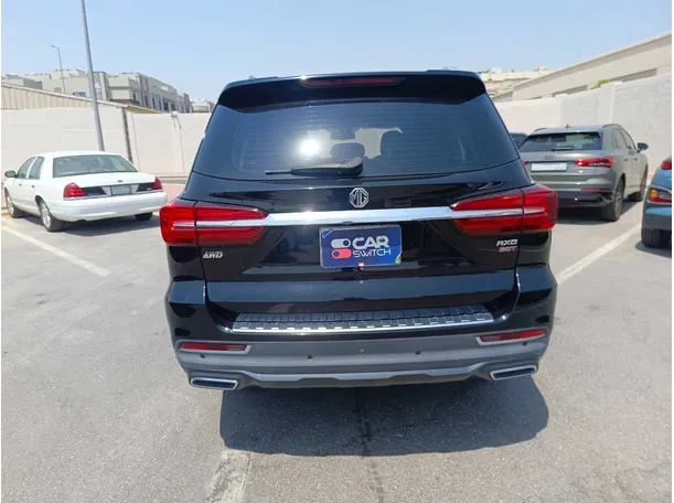 Car image 6