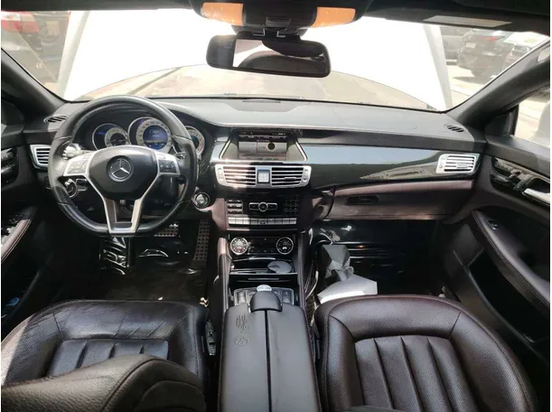 Car image 39