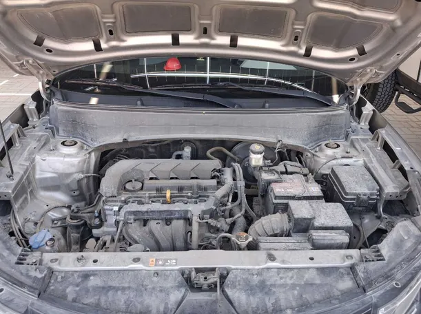 Car image 21