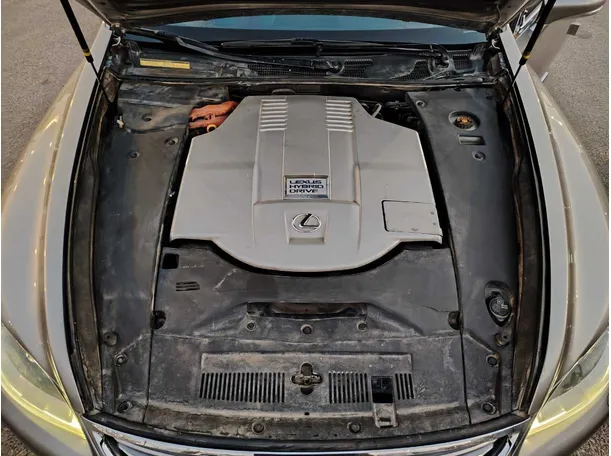 Car image 33