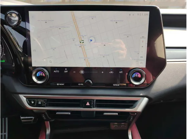 Car image 19