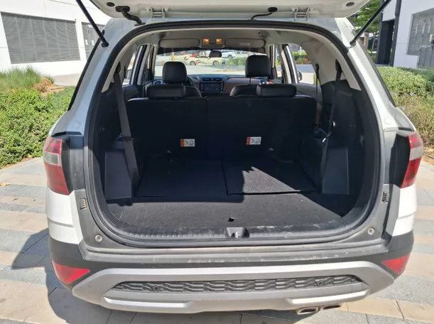 Car image 21