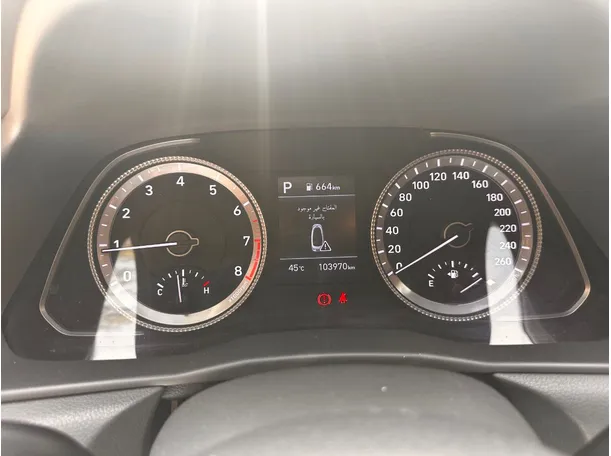 Car image 21