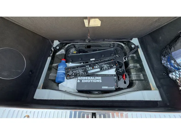 Car image 36
