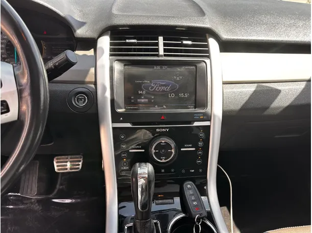Car image 20