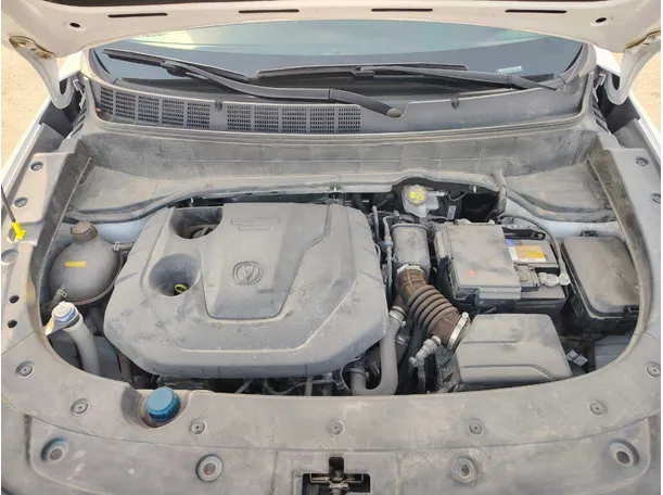 Car image 35