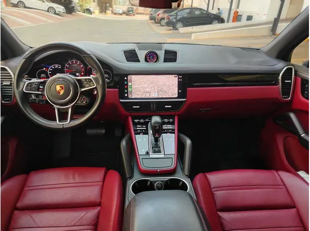 Car image 21