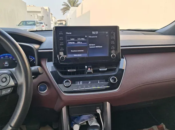Car image 16