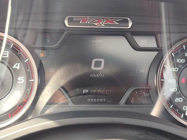 Car image 26